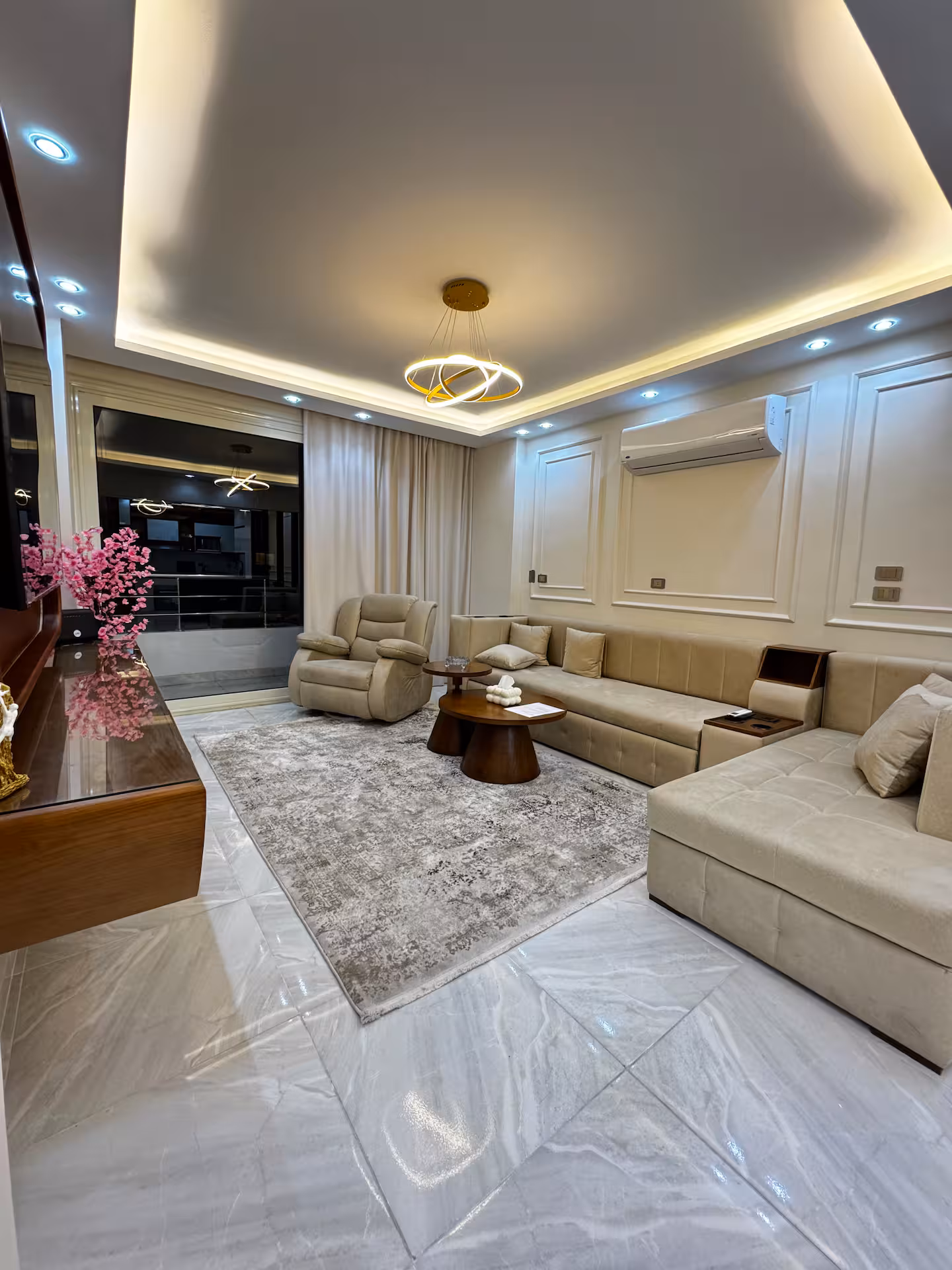 Luxury Seaview onebed Apartment – Saba Pasha, Alex - Image 6