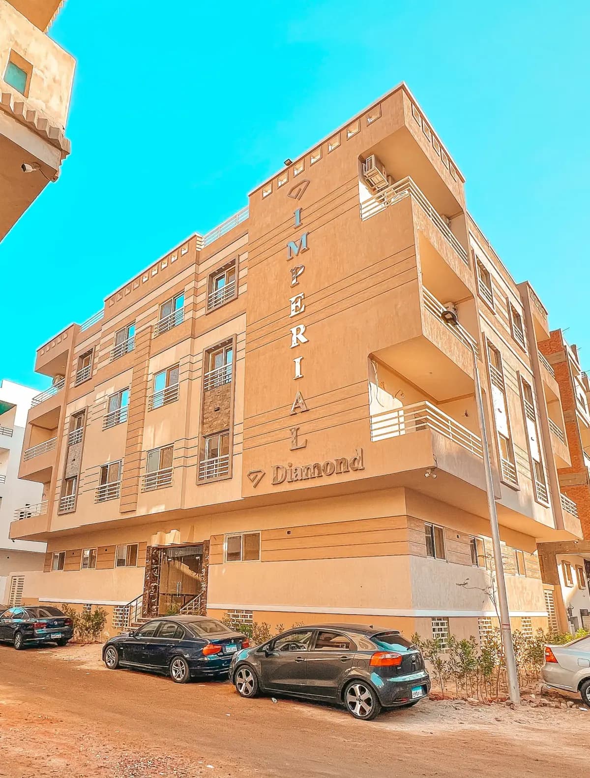 New & Modern 3 Bdr - near Beach - Image 4