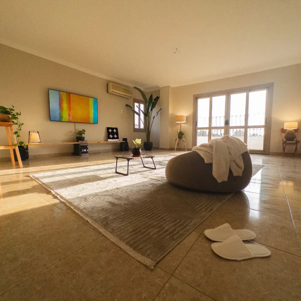 Peaceful Room with Tree View in Maadi