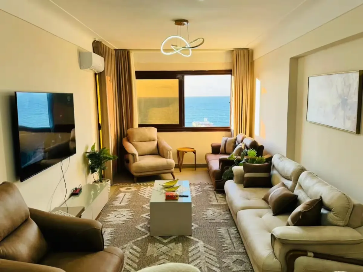 Gleem Pearl Seaview 2-Bedroom - Image 2